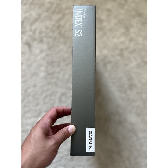 Garmin Index S2 Smart Scale Black, WiFi, Body Composition Metrics Brand New - Picture 5 of 8